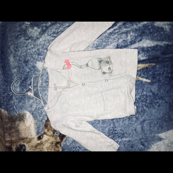 Baby girl 💗BUNDLE (Jackets, throw over )‼️ - Picture 5 of 5